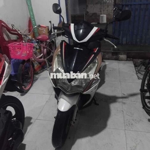 Honda Air Blade Đỏ trắng đen Zin êm