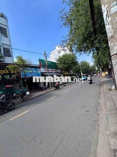 nhà mặt tiền đường kinh doanh tự do