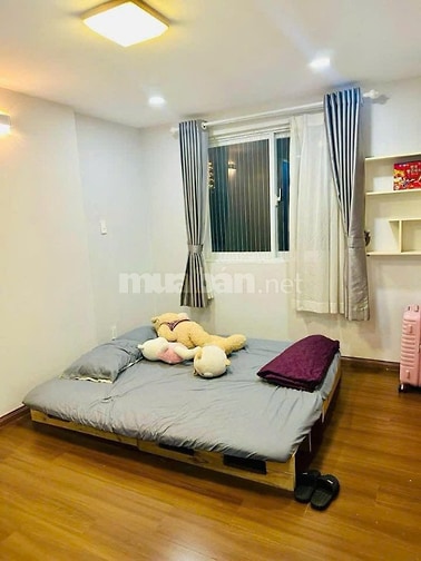 chung cư Nguyễn Ngọc Phương, BT, 2p ngủ, nội thất, 13triệu