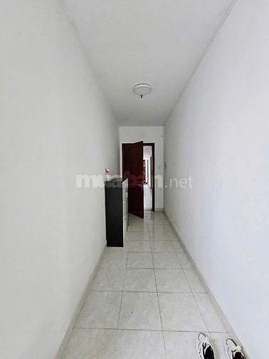 chung cư Nguyễn Ngọc Phương, BT, 2p ngủ, nội thất, 13triệu