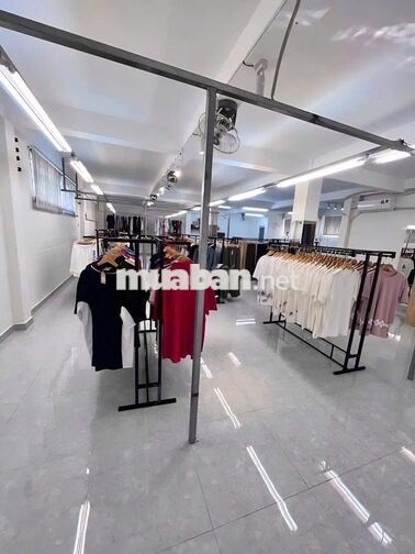 Cần cho thuê nhà góc 2MT 250A Nguyễn Xí P.26 Q.Bình Thạnh