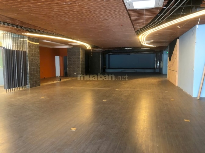 Cho thuê mặt bằng 520m2 tại trung tâm Hà đông, phù hợp Gym, B-A, caphe