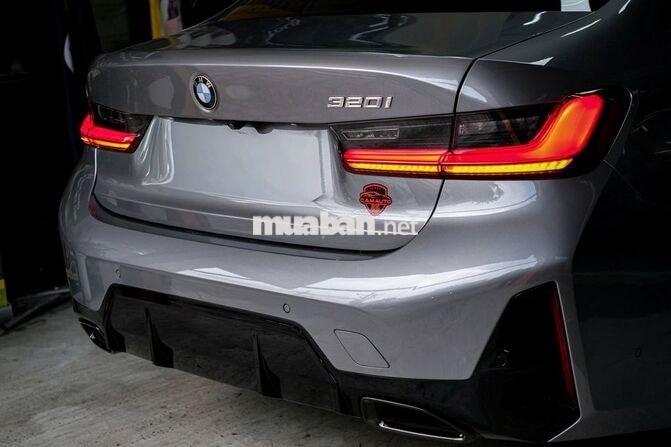 BMW 320i Sportline LCI 2024 Xám nội thất Đỏ