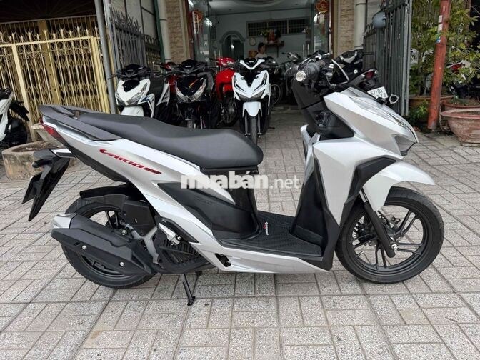 Honda Vario 150 màu Bạc Porsche biển 67 máy zin