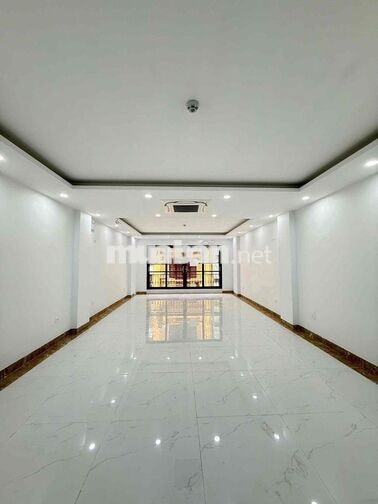 Nhà mới ngõ 80 Trung Kính - DT 75M x 4 Tầng 1 Hầm Thông sàn, Thang Máy