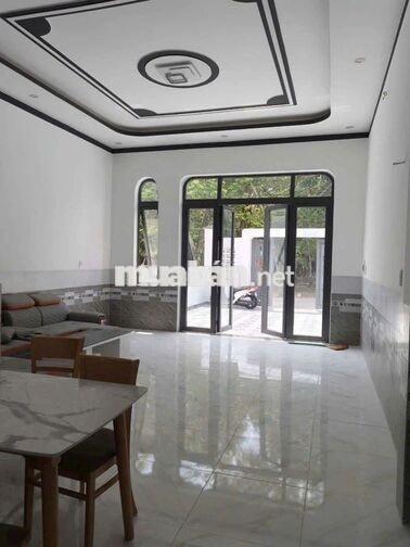 nhà cấp 4 gần chợ chánh lưu chỉ 1ty700triệu
