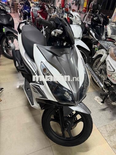 HONDA AIR BLADE 2015 MÀU TRẮNG RIN RẤT ĐẸP