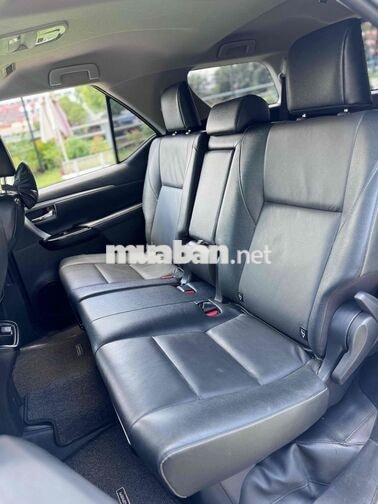 Xe Toyota Fortuner máy dầu 4x2 AT 2025