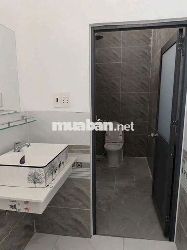 nhà cấp 4 gần chợ chánh lưu chỉ 1ty700triệu