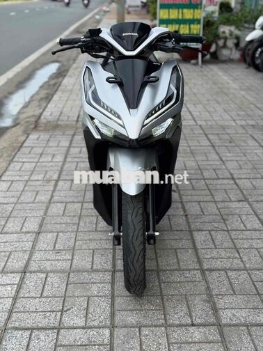 Honda Vario 150 màu Bạc Porsche biển 67 máy zin