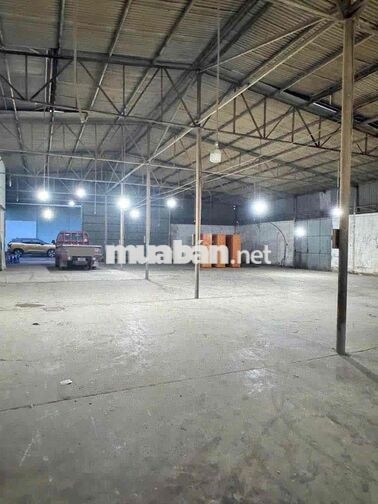 Bán xưởng 1000m2 gần chợ Lộ Đức giá hời sổ riêng sang tên vào làm luôn
