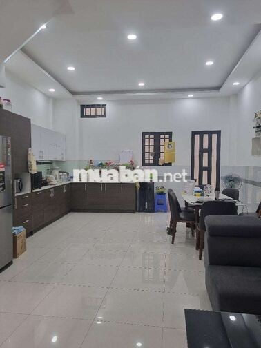 Nhà rẻ hẻm 10m - 5x13 - 3 tầng giá 6 tỷ 5