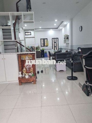 Nhà rẻ hẻm 10m - 5x13 - 3 tầng giá 6 tỷ 5