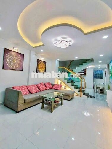 Nhượng nhà nguyên căn, khách vào thuê luôn giảm nửa tháng tiền nhà ạ.