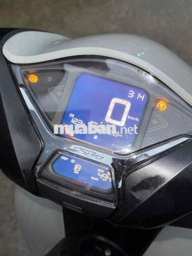 Honda SH 125 2024 ABS 12126 km Xám