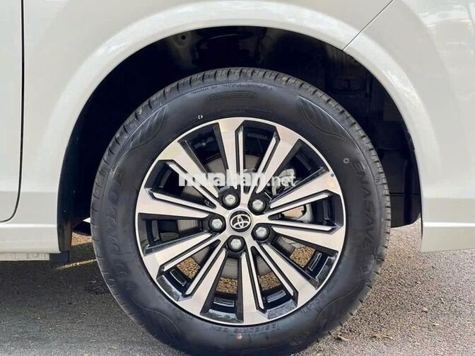 Toyota Avanza 2022 AT trả trước từ 49triệu nhận xe