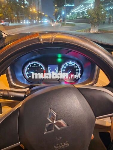 Mitsubishi Xpander 2019 Số sàn 4.7 vạn Trắng