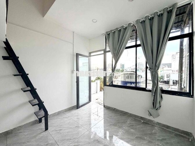 PHÒNG TRỌ GIÁ RẺ TRẦN QUỐC THẢO_GÁC CAO 2M_BAN CÔNG_GẦN CHỢ TÂN ĐỊNH