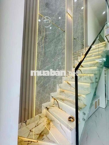 chính chủ bán nhà xe hơi tới nhà hẻm 1627 huỳnh tấn phát