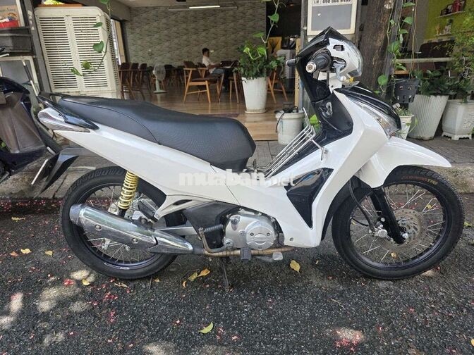 HONDA FUTURE FI 2012 TRẮNG ĐEN