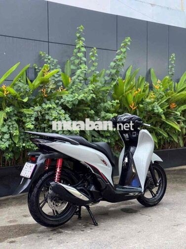 Honda SH 125 2024 ABS 12126 km Xám
