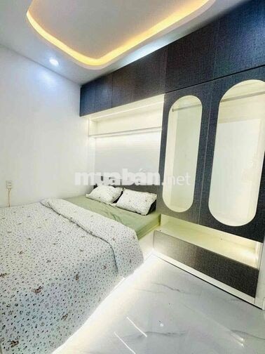 chính chủ bán nhà xe hơi tới nhà hẻm 1627 huỳnh tấn phát