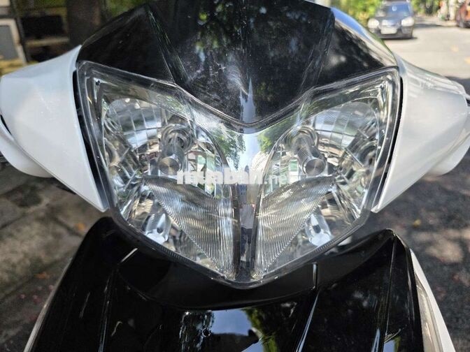 HONDA FUTURE FI 2012 TRẮNG ĐEN