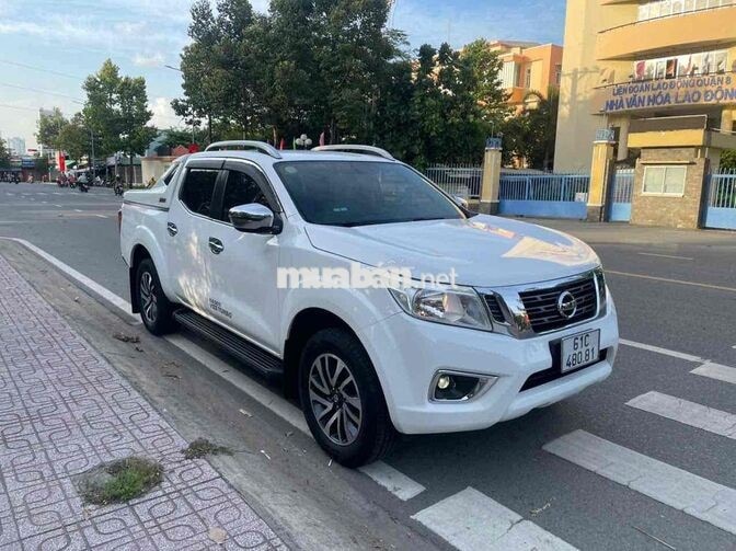 Nissan Navara 2019 EL A-IVI 2.5 AT 78000km Trắng