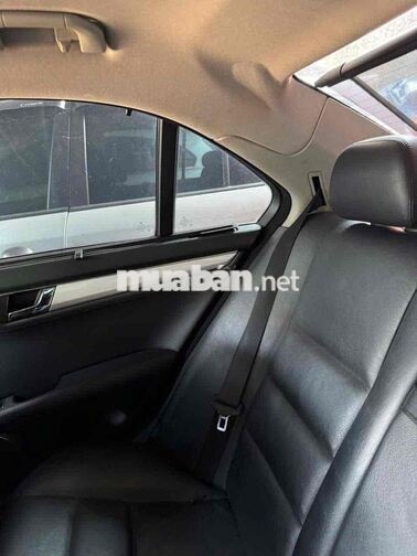 Mercedes-Benz C300 2010 Đen