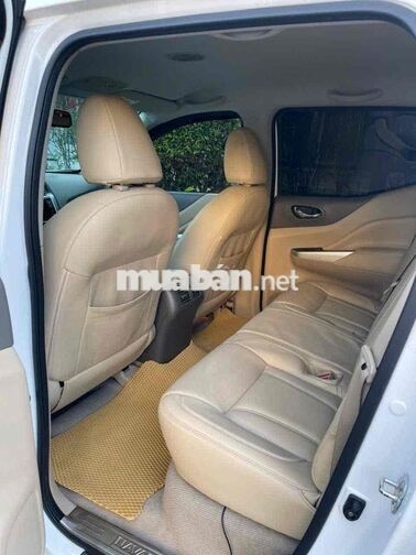 Nissan Navara 2019 EL A-IVI 2.5 AT 78000km Trắng