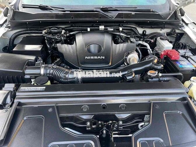 Nissan Navara 2019 EL A-IVI 2.5 AT 78000km Trắng