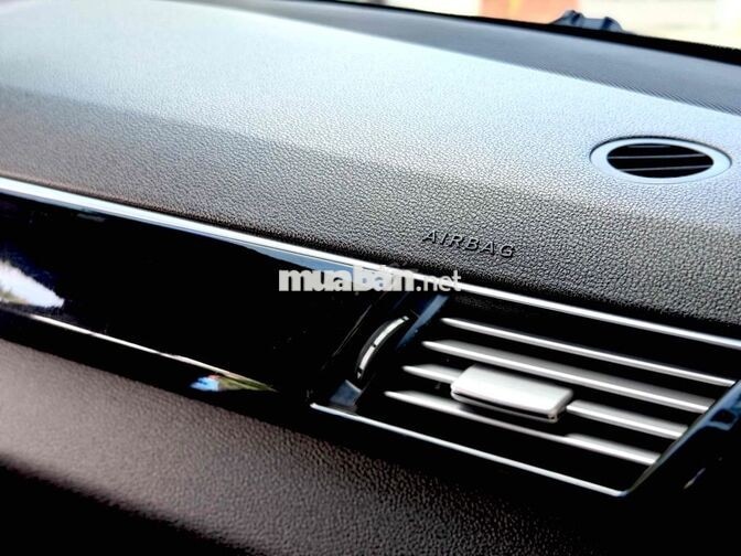 Mercedes-Benz E250 Xăng Tự động Đen 2010
