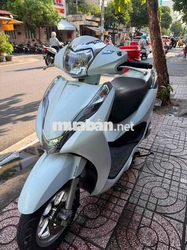 Honda Lead 2017 màu Trắng