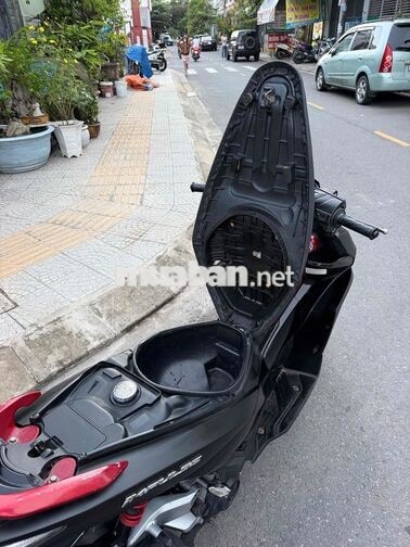 Suzuki Impulse 2017 màu Đen