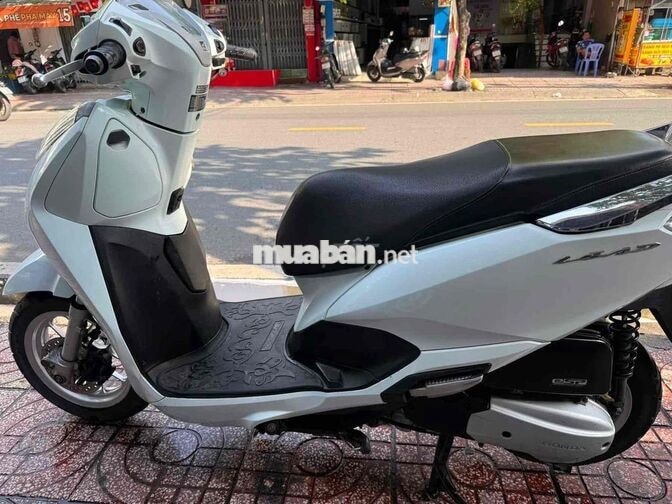 Honda Lead 2017 màu Trắng