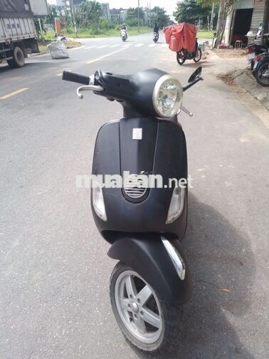 Bán xe PIAGGIO VESPA LX MÀU ĐEN