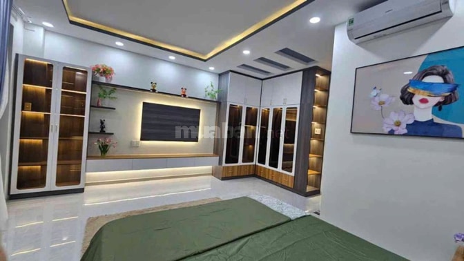 Bán nhà Hoàng Quốc Việt,nội thất xịn mới 100%, dân trí cao ,giảm 600tr
