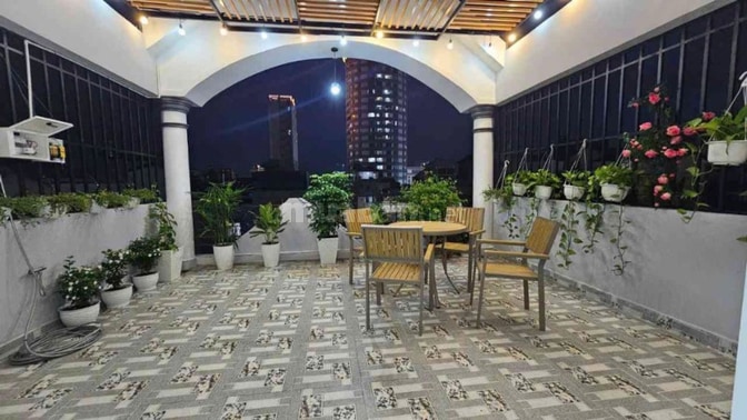 Bán nhà Hoàng Quốc Việt,nội thất xịn mới 100%, dân trí cao ,giảm 600tr