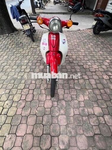 Honda Cub 50 Đỏ trắng