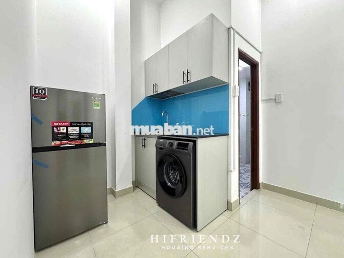 Căn Hộ 2PN/1PN Tách Bếp mới mặt tiền Hùng Vương Quận 5 có thang máy