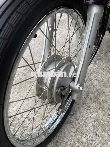Honda Super Dream màu Tím