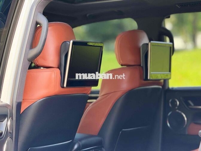 LEXUS LX570 2015 TRẮNG 7 CHỖ