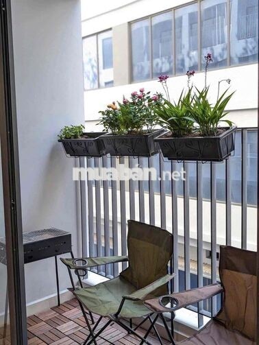 CHO THUÊ CĂN HỘ BAN CÔNG MỚI TOANH Ở CAO THẮNG QUẬN 3 CÓ GU GIÁ RẺ T10