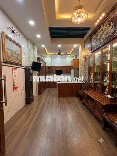 CHO THUÊ NHÀ TIỀN TRIỆU QUANG PHỤC THANG MÁY XỊN 6PN Lớn 4wC NHÀ MỚI
