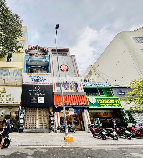 NHÀ MẶT TIỀN NGUYỄN CÔNG TRỨ, QUẬN 1 - 5x15m - 5 TẦNG - GIÁ 68 TRIỆU