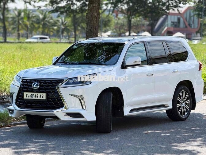 LEXUS LX570 2015 TRẮNG 7 CHỖ