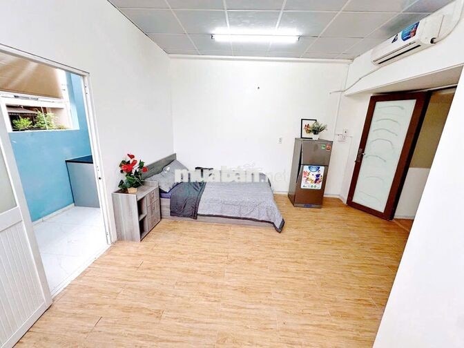 Phòng tách bếp tại Lê Văn Lương Quận 7