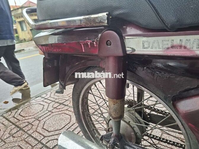 Honda Citi thùng màu nho