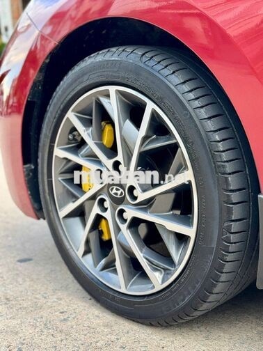 Elantra 2.0 AT LĂN BÁNH 2021  MỘT CHỦ RẤT MỚI