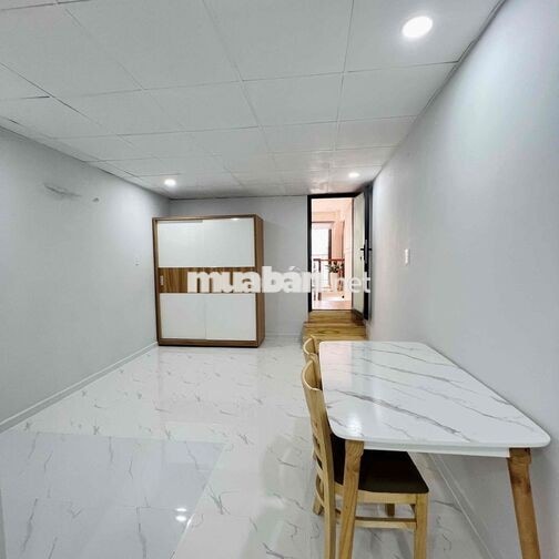 NHÀ TRUNG TÂM Q11 MỚI ĐẸP 100%